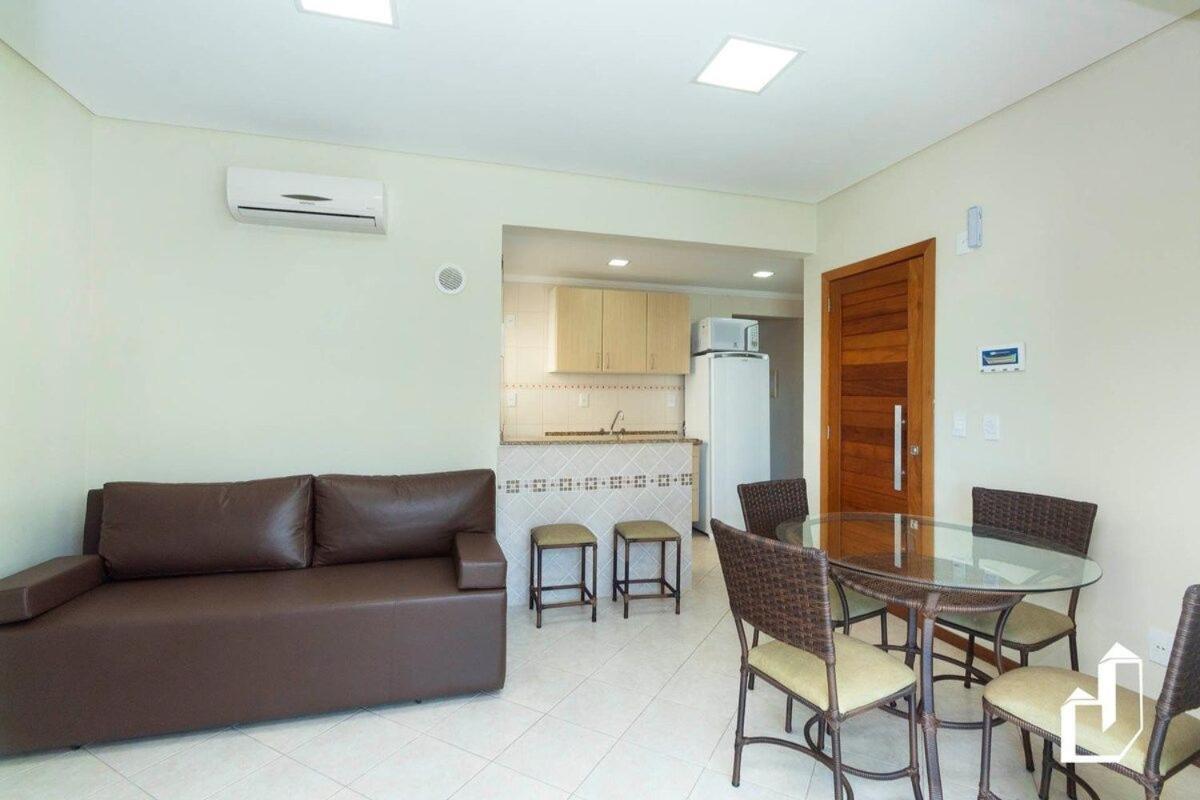 Apartamento com 02 dormitórios aqui é só trazer as malas e aproveitar as férias Bombinhas Exterior foto
